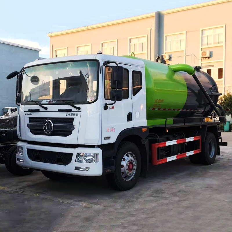 吸污車
