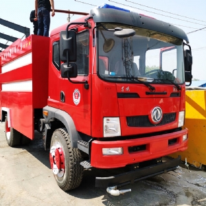 消防車