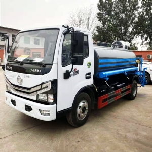 5方灑水車